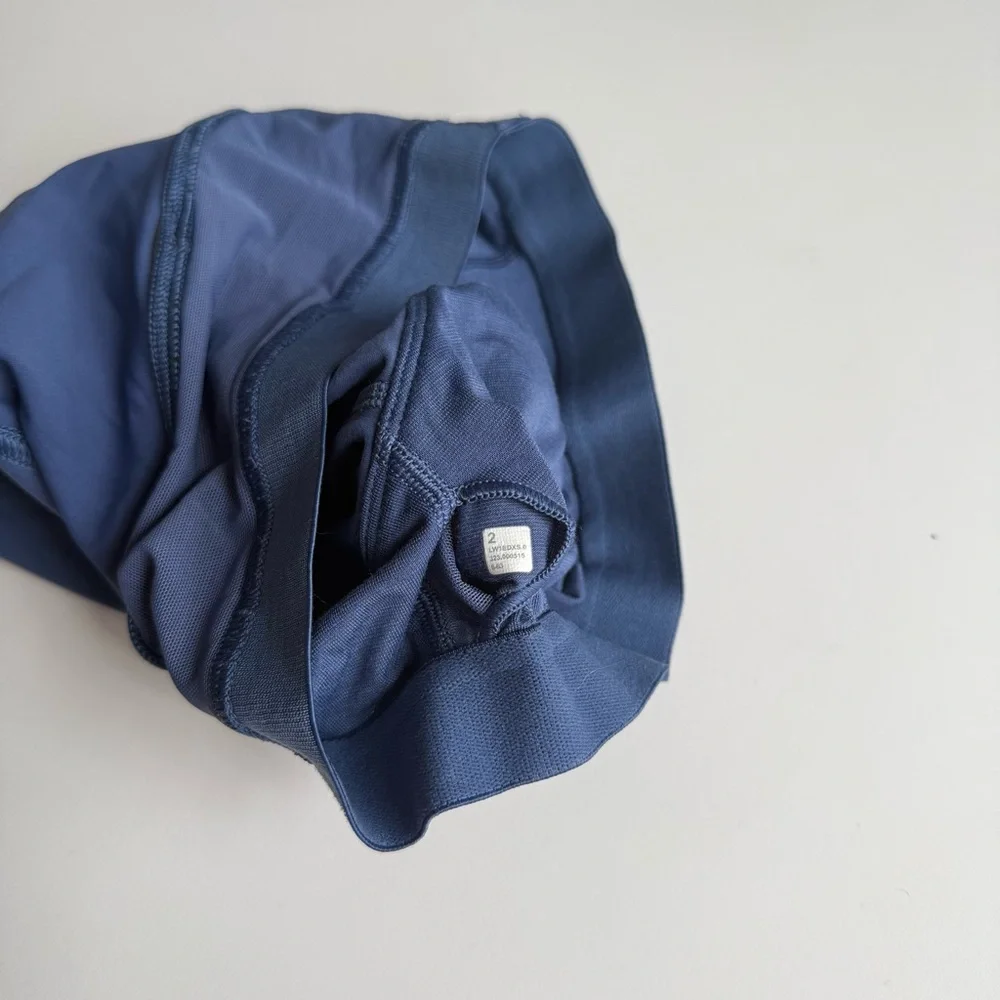 Lululemon Women’s Blue Longline Sports Bra Crop Top Stretch Athletic Yoga Size 2